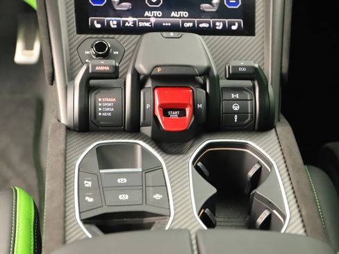 Used 2024 Lamborghini Urus S image 21