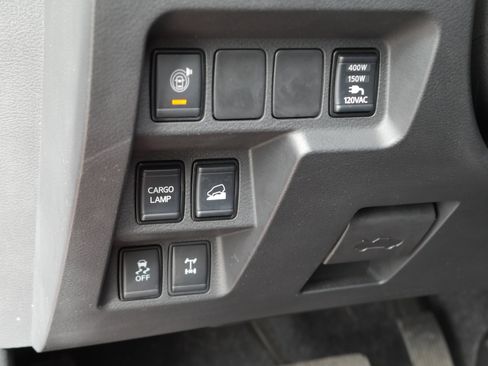 Certified 2022 Nissan Frontier PRO-4X w/ Pro-4X Premium Package image 6