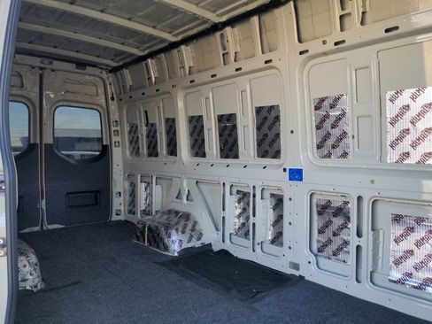 Used 2019 Mercedes-Benz Sprinter 170 image 25