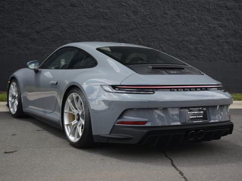 Certified 2023 Porsche 911 GT3 RWD image 3