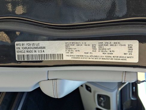 Certified 2022 Jeep Grand Cherokee L Overland w/ Luxury Tech Group IV AWD/4WD image 31