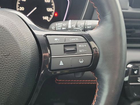 Used 2024 Honda Pilot TrailSport image 24