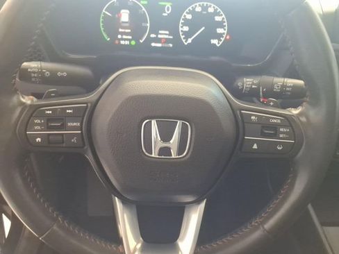 Used 2024 Honda CR-V Sport image 9