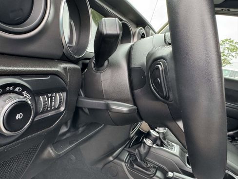 Used 2022 Jeep Wrangler Unlimited Sport image 20