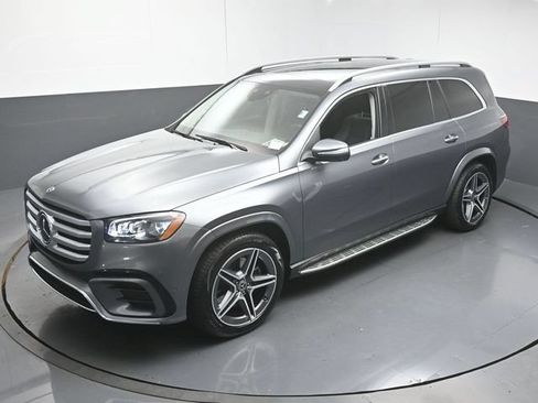 Certified 2026 Mercedes-Benz GLS 450 4MATIC image 47