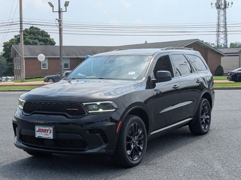 Used 2023 Dodge Durango GT AWD/4WD image 4