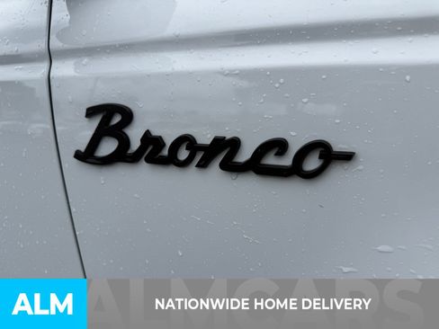 Used 2023 Ford Bronco Outer Banks AWD/4WD image 4