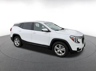 Used 2024 GMC Terrain SLE FWD video 2