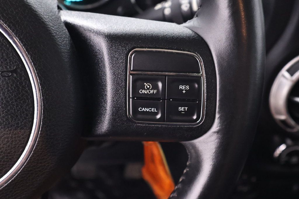Used 2012 Jeep Wrangler Sahara w/ Dual Top Group AWD/4WD image 18