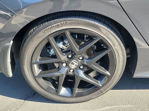 Used 2023 Honda Civic Sport image 7