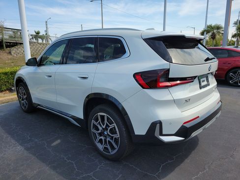 Used 2025 BMW X1 xDrive28i image 4
