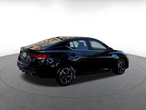 Used 2025 Nissan Sentra SV image 13