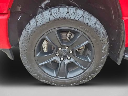 Used 2023 RAM 1500 Big Horn AWD/4WD image 11