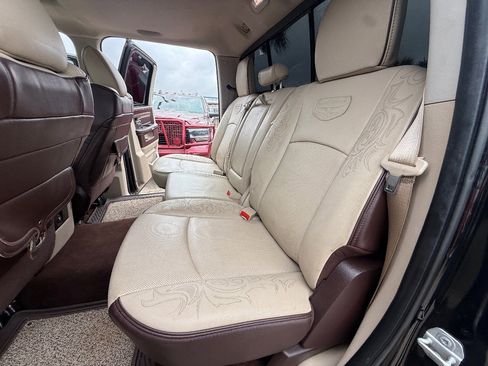 Used 2018 RAM 3500 Laramie Longhorn w/ Longhorn Southfork Package image 23