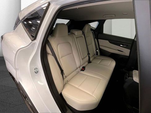 Certified 2025 Nissan Murano SV image 17