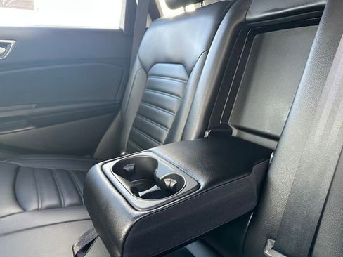 Used 2024 Ford Edge SEL image 23