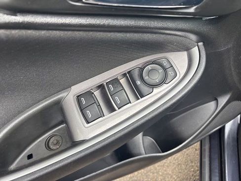 Used 2022 Chevrolet Malibu LS FWD image 14