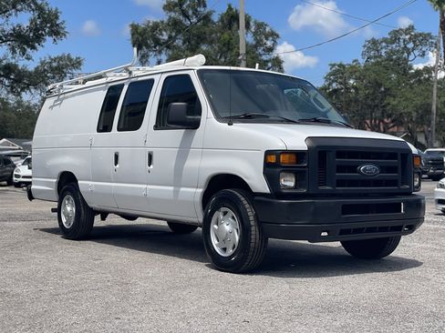 Used 2009 Ford E-250 and Econoline 250 Extended RWD image 10