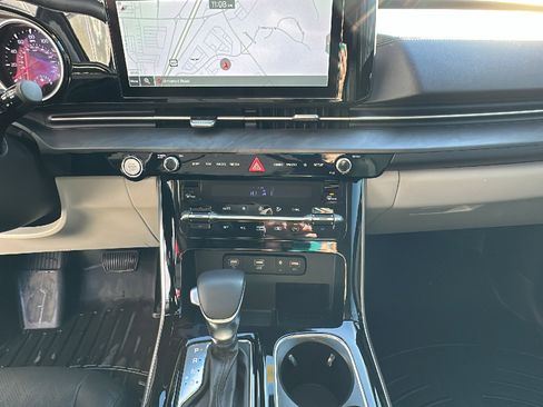 Used 2022 Kia Carnival SX image 20