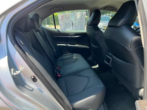 Used 2023 Toyota Camry SE FWD image 10