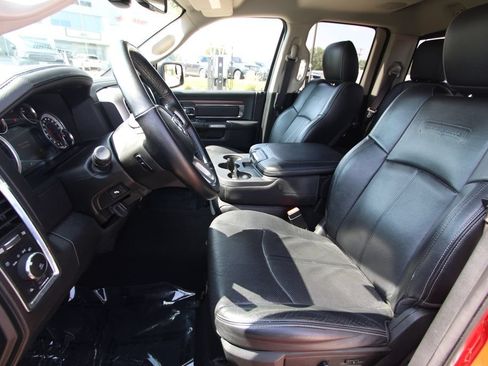 Used 2018 RAM 1500 Laramie AWD/4WD image 6