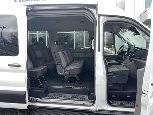 Used 2023 Ford Transit 350 XLT image 20