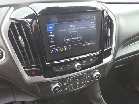 Used 2020 Chevrolet Traverse LT w/ Driver Confidence II Package AWD/4WD image 18