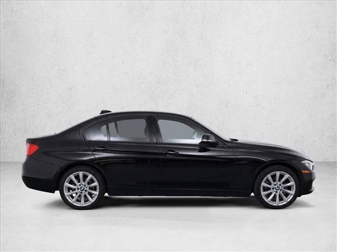 Used 2015 BMW 320i xDrive Sedan AWD/4WD image 8