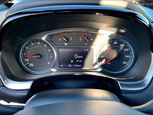 Used 2023 Chevrolet Traverse LT w/ Rear Camera Mirror Package image 20