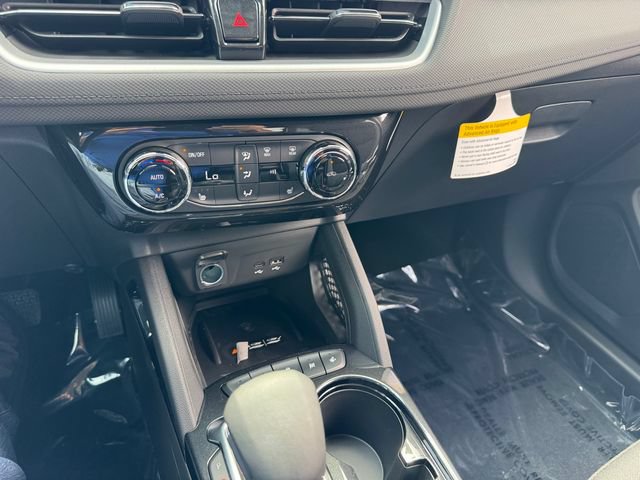 New 2026 Chevrolet TrailBlazer LT w/ Convenience Package FWD image 20