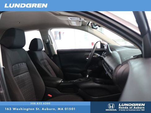 Used 2024 Honda HR-V LX image 16