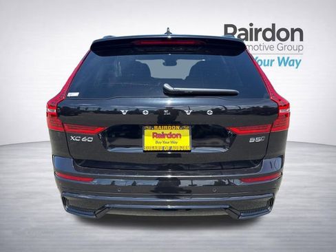 Used 2025 Volvo XC60 B5 Plus AWD/4WD image 6