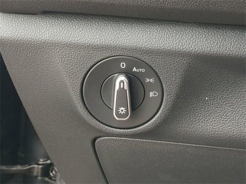 Certified 2023 Volkswagen Jetta S image 23