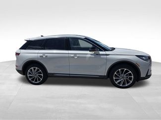Used 2023 Lincoln Corsair FWD w/ Equipment Group 101A video 2