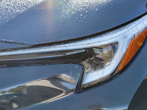 Certified 2024 Toyota Corolla SE image 19