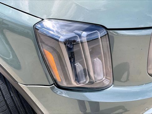 Used 2023 Kia Telluride SX Prestige X-Pro AWD/4WD image 28