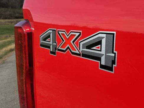 New 2026 Ford F250 XL w/ XL Chrome Package image 12