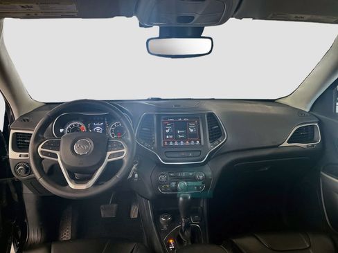 Used 2022 Jeep Cherokee Latitude AWD/4WD image 21