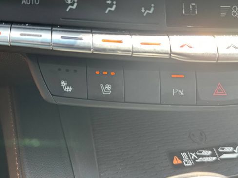 Used 2020 Cadillac CT4 V w/ Climate Package AWD/4WD image 29