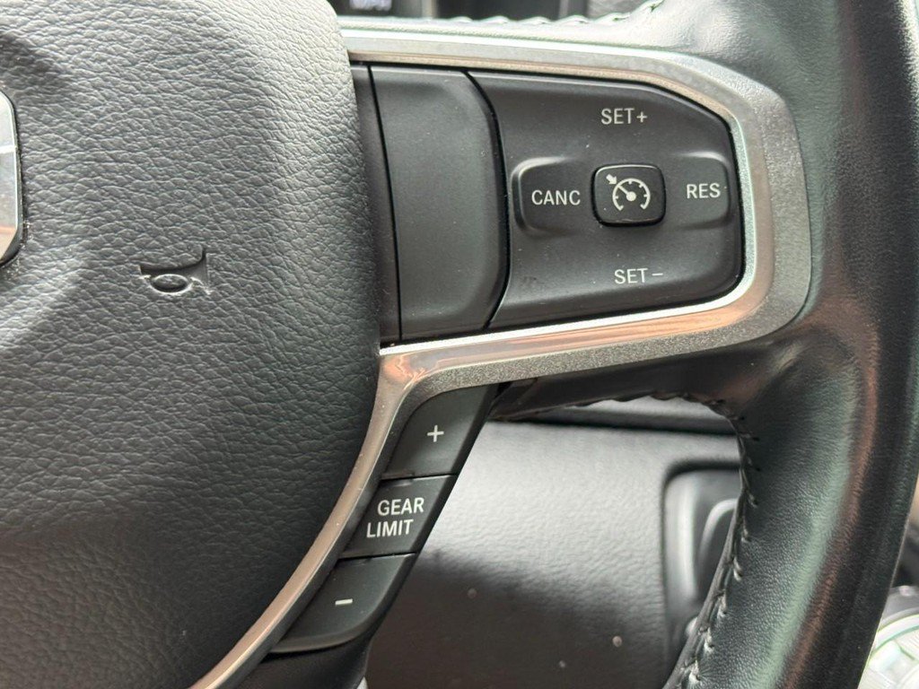 Used 2020 RAM 1500 Laramie AWD/4WD image 21