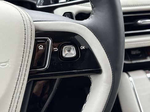 New 2026 Lincoln Aviator Reserve image 26