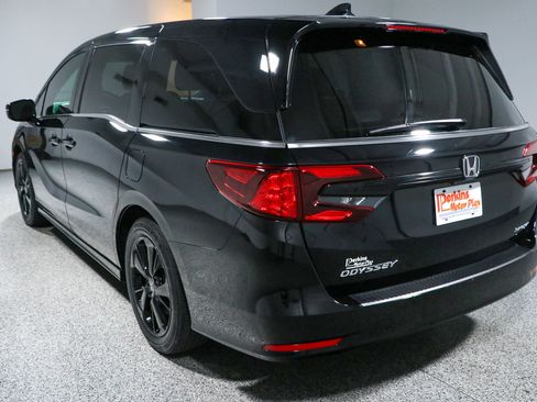 Used 2023 Honda Odyssey Sport image 9
