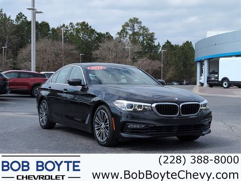 Used 2018 BMW 530i image 1