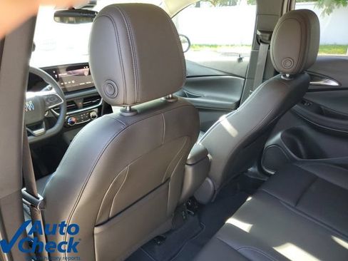 Certified 2025 Buick Encore GX Sport Touring FWD image 12