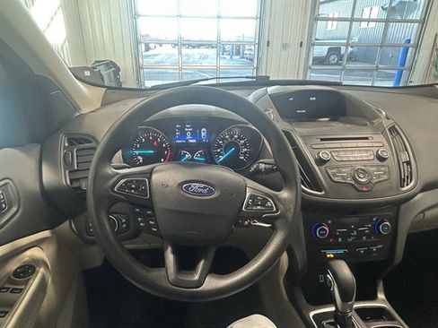 Used 2018 Ford Escape SE image 27