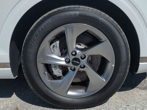 New 2026 Genesis GV70 2.5T Select image 10