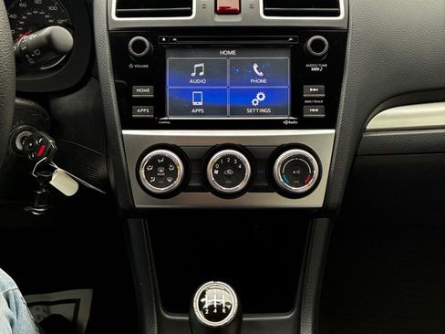 Used 2017 Subaru Crosstrek 2.0i Premium image 26