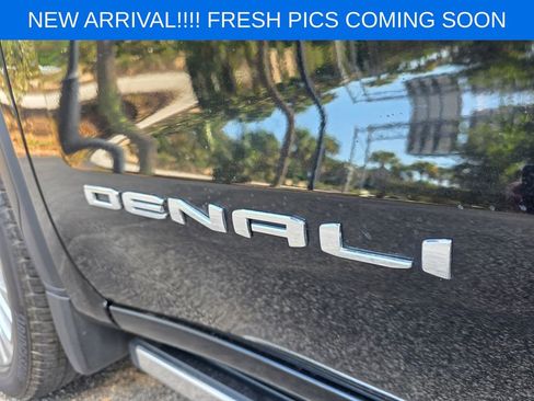 Used 2022 GMC Sierra 1500 Denali w/ Denali Reserve Package AWD/4WD image 18