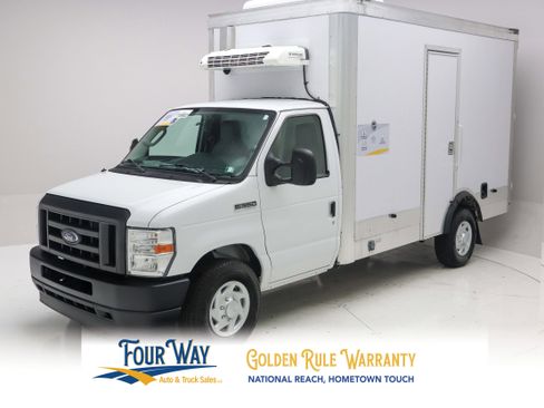 Used 2024 Ford E-350 and Econoline 350 Super Duty w/ Power Windows & Locks Group RWD image 7
