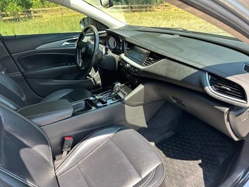 Used 2018 Buick Regal Preferred w/ Sights and Sounds Package AWD/4WD image 21